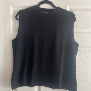 St John Basics Black Knit Shell Large Sleeveless Pullover Career Classic
